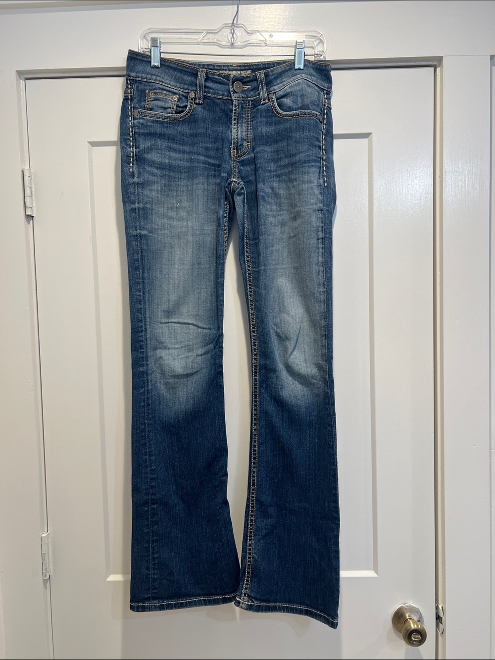 BKE Women's Faded Blue bootcut  Jeans size 28/33 1/2.
